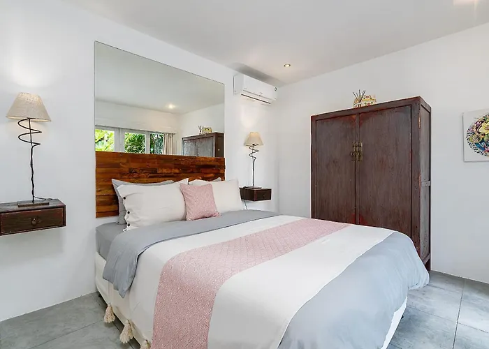 Aniri - - Walk To & Cafes Villa Seminyak